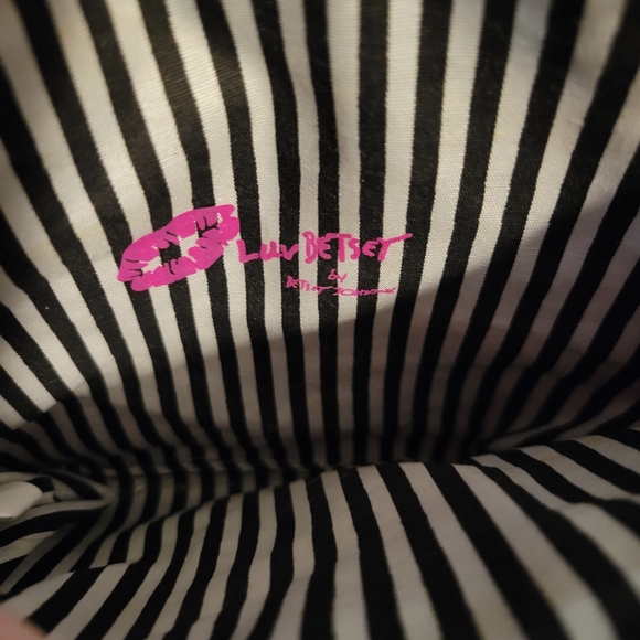 Betsey Johnson Pink Quilted Women's Bag - Picture 6 of 7